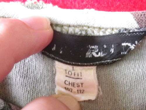 RHODESIA ARMY CAMMO TEE SHIRT - SIZE L 107 - 112CM - SOME HOLES and STRETCHING   (1039)