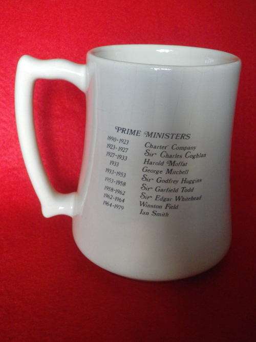 RHODESIAN MUG - COMMEMORATING ALL THE PRIME MINISTERS    (7163)