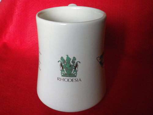 RHODESIAN MUG - COMMEMORATING ALL THE PRIME MINISTERS    (7163)