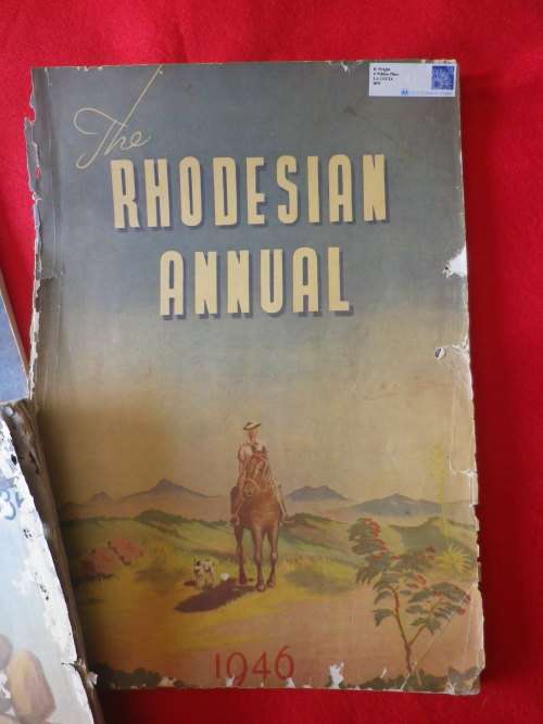 LOT 4 X MAGAZINES - PICTORIAL RHOD. 1936 + RHODESIAN ANNUALS 1945 / 1946 / 1949 - SOME DAMAGE (2373)