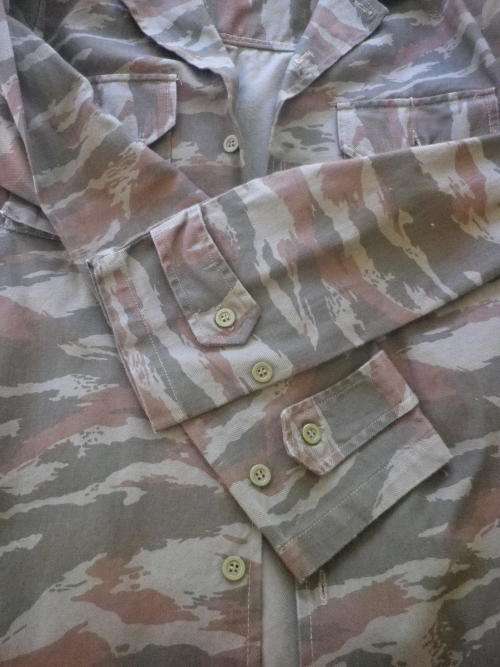 SA BORDER WAR - FAPLA ? LS SHIRT SIZE M      (7318)