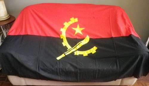 SA BORDER WAR PICK UP 1975  - FAPLA / ANGOLA FLAG - SIZE 190cm X 130 cm - NO ROPE OR TOGGLE   (4564)