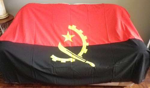 SA BORDER WAR PICK UP 1975  - FAPLA / ANGOLA FLAG - SIZE 190cm X 130 cm - NO ROPE OR TOGGLE   (4564)