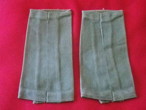 RHODESIAN LIGHT INFANTRY - MAJORS FACING PAIR  EPAULETTE SLIP ONS - SCARCE       (3846)