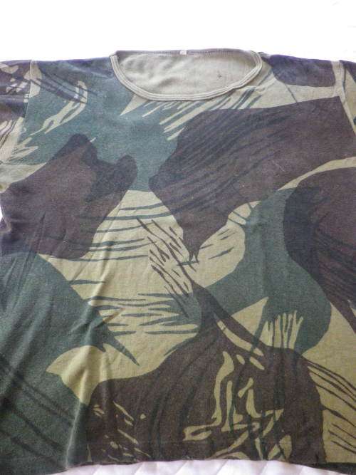 RHODESIAN ARMY CAMMO TEE SHIRT - GOOD CONDITION SIZE 97CM / 38"     (4569)