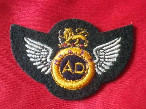 RHODESIAN ARMY SERVICES CORPS - AIR DESPATCHER WING - GREENS  DRESS - UNCOMMON    (3855)
