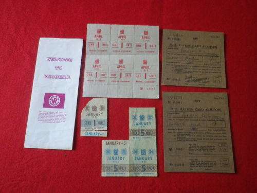 RHODESIA - TOURISM PAMPHLET RE RATION COUPONS + 1 & 5 UNIT COUPONS + 2 X FUEL RATION CARDS    (3864)
