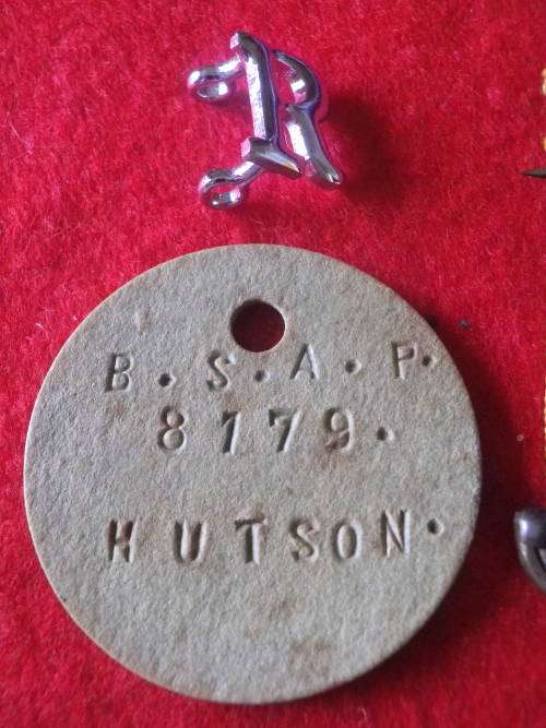 RHODESIAN PAIR MEDALS + DOG TAG + PHOTO + SHOULDER TITLE + RESERVIST BADGE + SERVICE HISTORY  (3879)