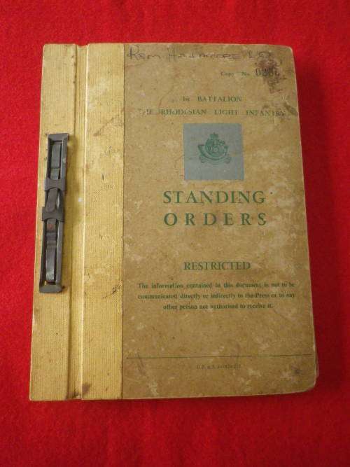 RHODESIA- RLI STANDING ORDERS 1968  - INSCRIBED - DAMAGE TO BACK COVER - 226Pgs. - GOOD INFO (3884)