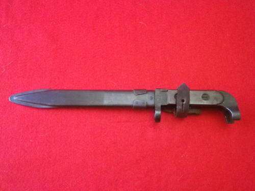 RHODESIAN WAR PICK UP - YUGOSLAV KNIFE BAYONET FOR AK47 + SCABBARD    (4622)