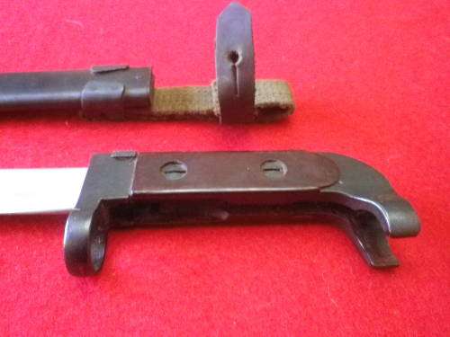 RHODESIAN WAR PICK UP - YUGOSLAV KNIFE BAYONET FOR AK47 + SCABBARD    (4622)