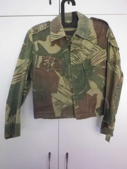 RHODESIAN CAMMO JACKET - ALTERED TO "BUNNY" LENGTH - SIZE 2 -BELONGED TO 1RR MOTORCYCLE TROOPER (79)