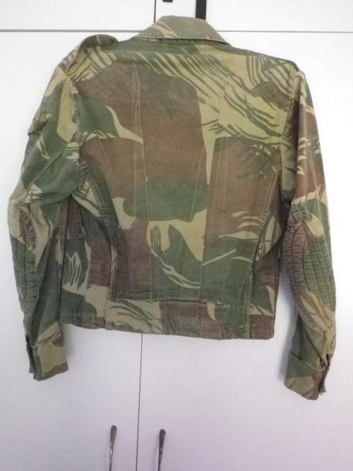 RHODESIAN CAMMO JACKET - ALTERED TO "BUNNY" LENGTH - SIZE 2 -BELONGED TO 1RR MOTORCYCLE TROOPER (79)