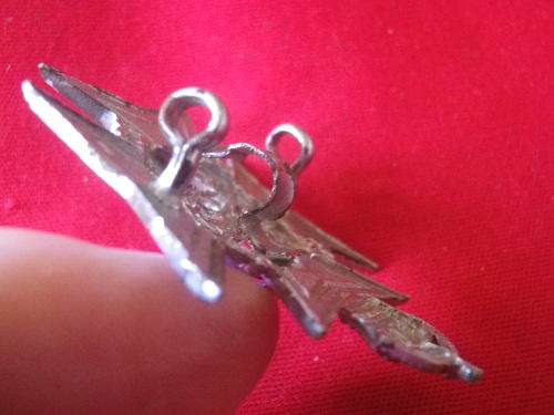 RHODESIA REGT. CHROMED CAP BADGE 1927-1947    (7453)