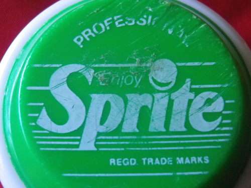 SPRITE YOYO  "THE PROFESSIONAL "   NO STRING - 2 SIDES SEEM TO "WOBBLE"      (2639)