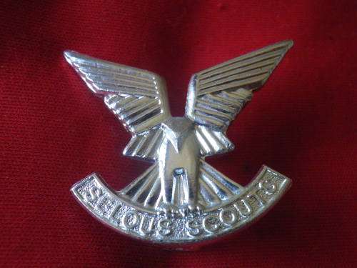 RHODESIA  - SELOUS SCOUTS OR'S ANODISED BERET BADGE - STAMPED REUTELER RHODESIA     (4655)