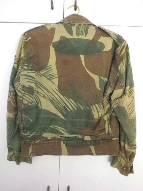 RHODESIAN ARMY CAMMO "BUNNY JACKET" (MODIFIED FROM A STANDARD JACKET) WITH LINING  -SIZE 1   (7507)