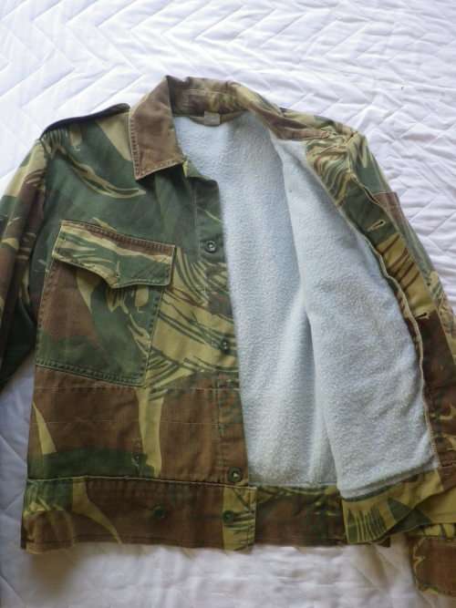 RHODESIAN ARMY CAMMO "BUNNY JACKET" (MODIFIED FROM A STANDARD JACKET) WITH LINING  -SIZE 1   (7507)
