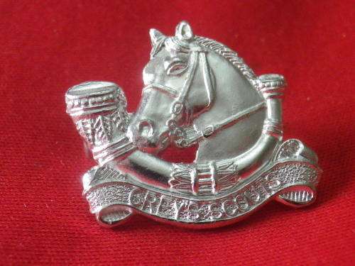 RHODESIA - GREY'S SCOUTS SILVER ANODISED BERET BADGE   (3028)