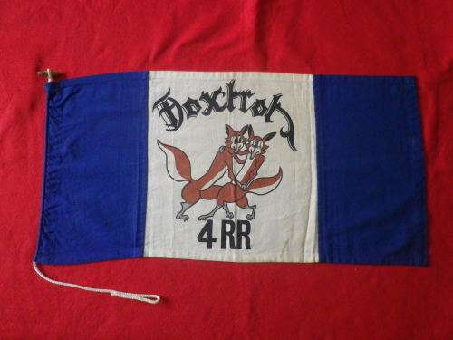 RHODESIA REGT. 4Bn. F Coy. FLAG - BELONGED TO WO2 M. FORBES BCR - RARE ITEM-  SIZE 59X30cm    (3001)