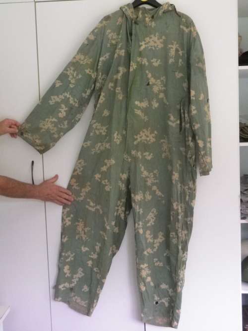 RHOD. WAR PICKUP - EX ZIPRA RUSSIAN (REVERSIBLE?)  CAMMO SNIPER SUIT- XL - RARE - SOME HOLES (4766)