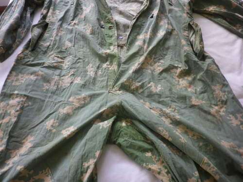 RHOD. WAR PICKUP - EX ZIPRA RUSSIAN (REVERSIBLE?)  CAMMO SNIPER SUIT- XL - RARE - SOME HOLES (4766)