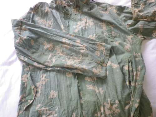 RHOD. WAR PICKUP - EX ZIPRA RUSSIAN (REVERSIBLE?)  CAMMO SNIPER SUIT- XL - RARE - SOME HOLES (4766)
