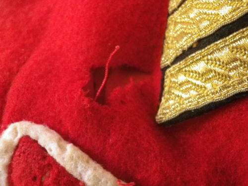 SADF - PRETORIA HIGHLANDERS DRUM MAJORS DRESS TUNIC - SOME HOLES    (4844)