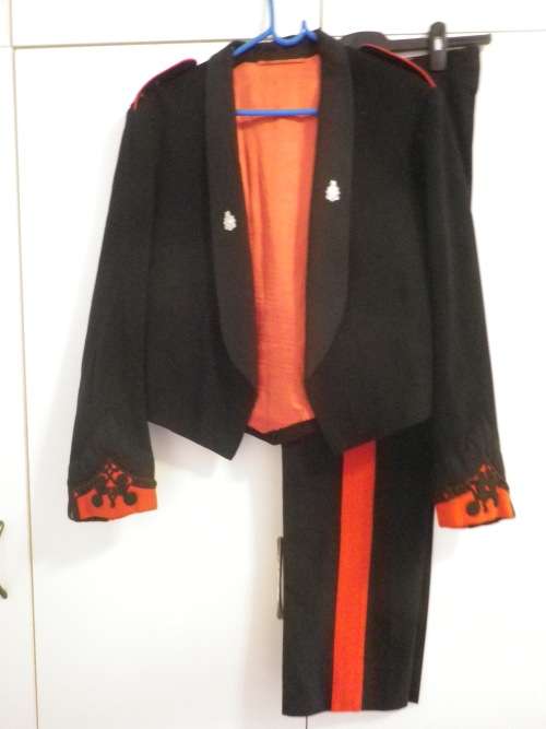 SADF - ARMY SERVICES CORPS LT. MESS DRESS TUNIC + TROUSERS - PRE 1976 - INSCRIBED   (4838)