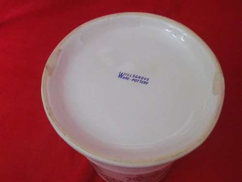 RHODESIAN ARMED FORCES (MAJOR UNITS) MUG - HAS REPAIR + CHIPS      (1057)