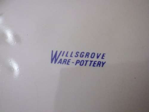 RHODESIAN ARMED FORCES (MAJOR UNITS) MUG - HAS REPAIR + CHIPS      (1057)