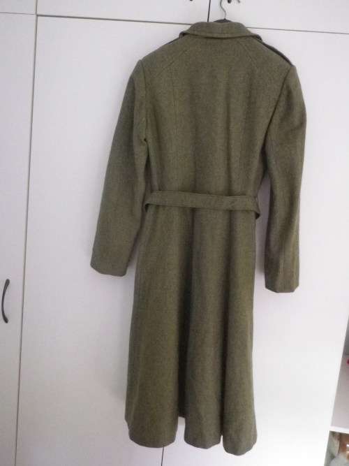 SADF - WOMANS PATT.  KHAKI GREATCOAT  - 1984 SIZE 87 RL  - AS NEW    (4854)