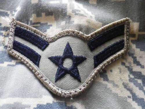 US AIR FORCE DIGITAL `TIGER STRIPE` CAMO TUNIC (SIZE 40) + TROUSERS (SIZE MEDIUM)  (4862)