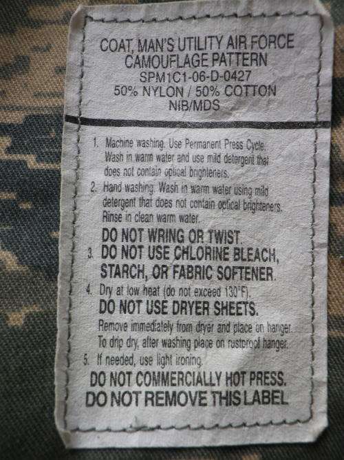 US AIR FORCE DIGITAL `TIGER STRIPE` CAMO TUNIC (SIZE 40) + TROUSERS (SIZE MEDIUM)  (4862)