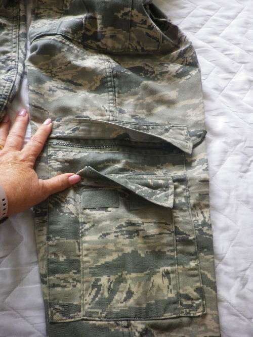 US AIR FORCE DIGITAL `TIGER STRIPE` CAMO TUNIC (SIZE 40) + TROUSERS (SIZE MEDIUM)  (4862)