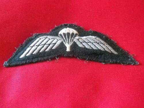 RHODESIAN ARMY - EMBROIDERED PARA WING FOR GREENS DRESS - AS USED RLI, RAR, SELOUS SCOUTS     (3058)