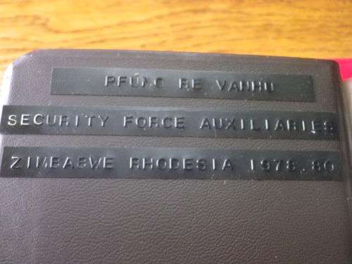 RHODESIAN ARMY - SFA PFUMO RE VANHU PHOTO ALBUM - SHOWING UNIFORMS, TRAINING ETC - 36 PICS    (4871)