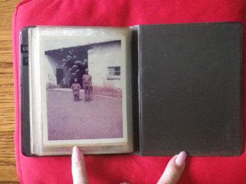 RHODESIAN ARMY - SFA PFUMO RE VANHU PHOTO ALBUM - SHOWING UNIFORMS, TRAINING ETC - 36 PICS    (4871)