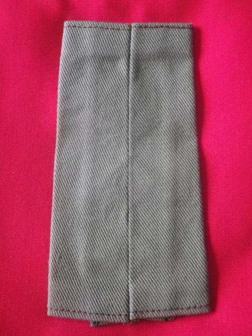 RHODESIAN ARMY - COLONELS   LH COMBAT EPAULETTE SLIP ON   (5087)