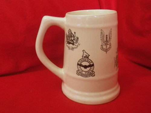RHODESIAN ARMED FORCES MUG - SHOWING MAJOR UNITS - MADE WILLSGROVE - SOME CRAZING  (1060)