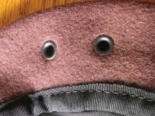 RHODESIA - SELOUS SCOUTS OFFICERS BERET - AS NEW - SIZE 56 - RARE  (3059)