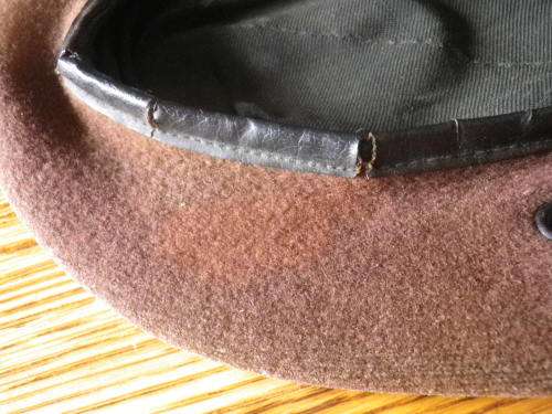 RHODESIA - SELOUS SCOUTS USED OR`S BERET - ANODISED BADGE- SIZE 56 -CRACKING ON RIM - SCARCE (7829)