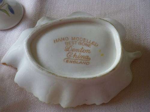 4 SMALLPRETTY  PORCELAIN ITEMS - NOTE 1 CHIP ON FLOWER OF LID OF THE BOX...OTHERS IN GOOD CONDITION