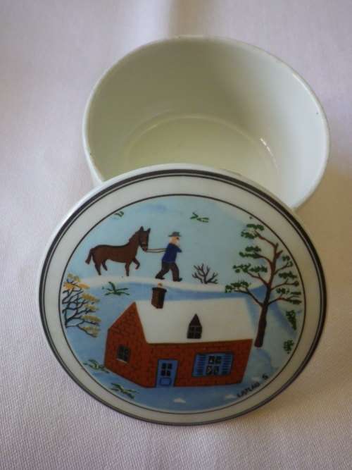 VILLEROY & BOCH `DESIGN NAIF` BOWL + LID -  DIAMETER 7.5cm - NO CHIPS OR CRACKS, GOOD CONDITION