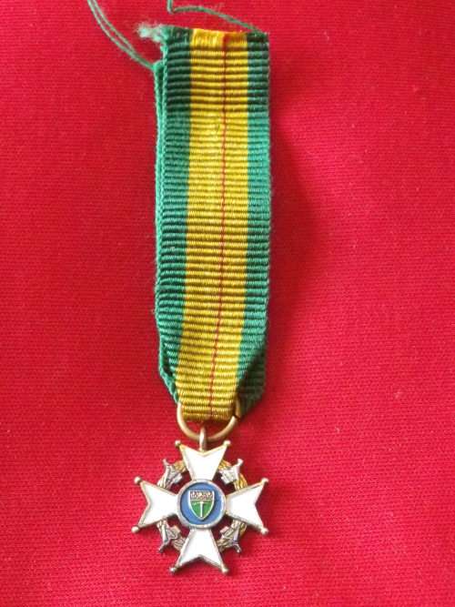 RHODESIA - OFFICER OF THE LEGION OF MERIT (OLM) MILITARY DIV. - MINIATURE MEDAL   (7917)