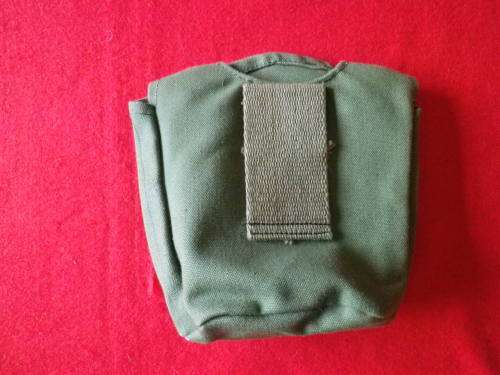RHODESIAN ARMY - P69 WATER BOTTLE POUCH - AS NEW     (7905)