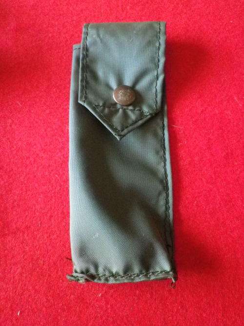 RHODESIAN - PRIVATELY MADE NYLON WATER BOTTLE POUCH (1 STUD MISSING)+ BROWNING 9mm MAG POUCH(7898)