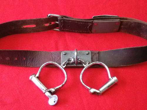 RHODESIA BSAP - PRISONERS BELT + HAND / ANKLE CUFFS WITH KEYS - RARE -  READ BELOW (6525)