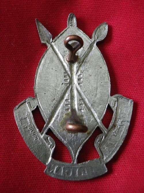 RHODESIAN AFRICAN RIFLES  - WHITE METAL HEADDRESS BADGE  - MADE FIRMIN     (6015)