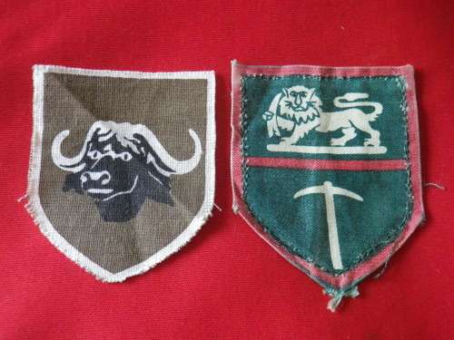 RHODESIAN ARMY + 3 BDE.  - PRINTED SHOULDER PATCHES X 2  (6055)